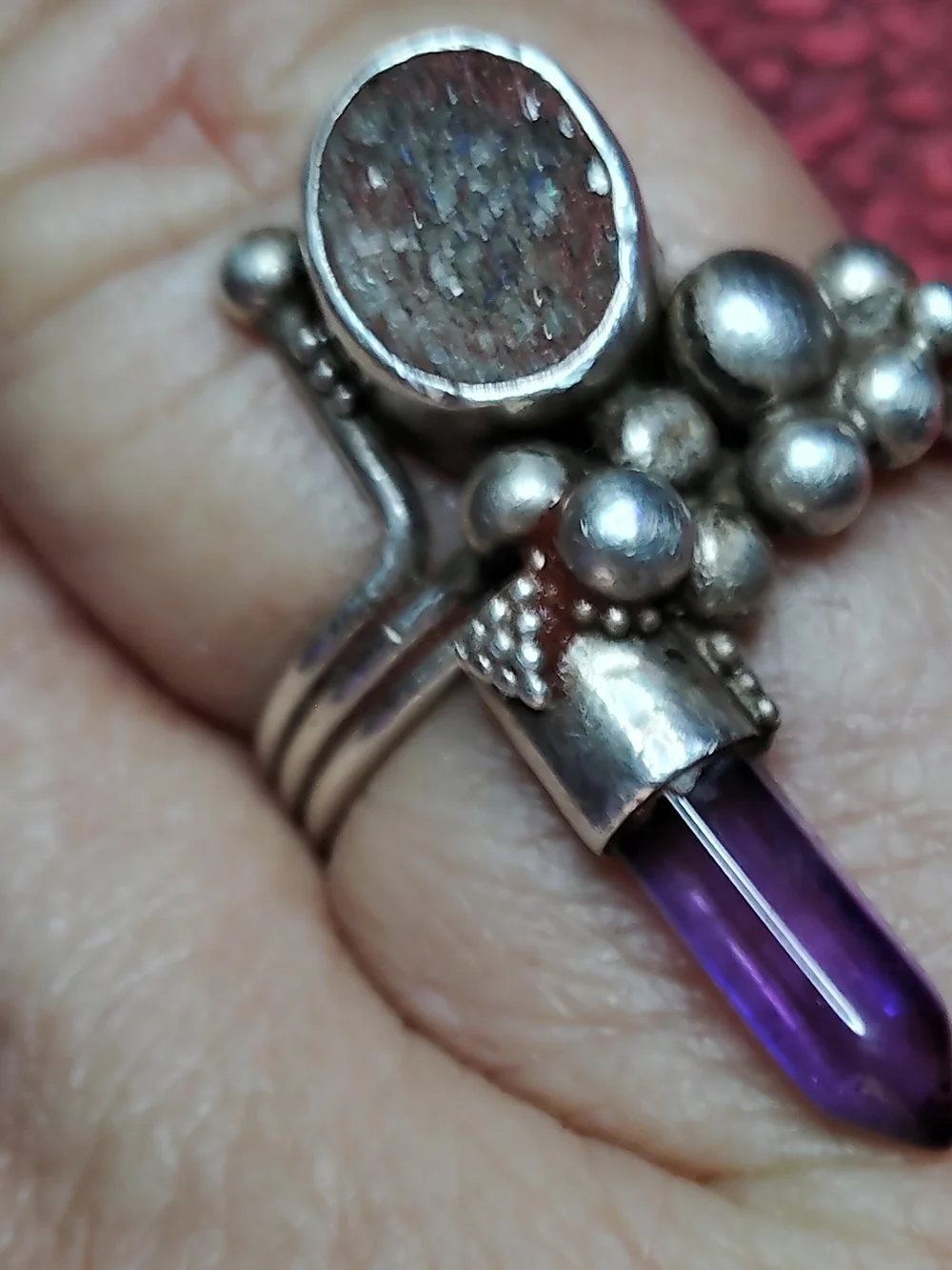 HANDCRAFTED STERLING RING. SZ-11/AMETHYST POINT. SIZE 11